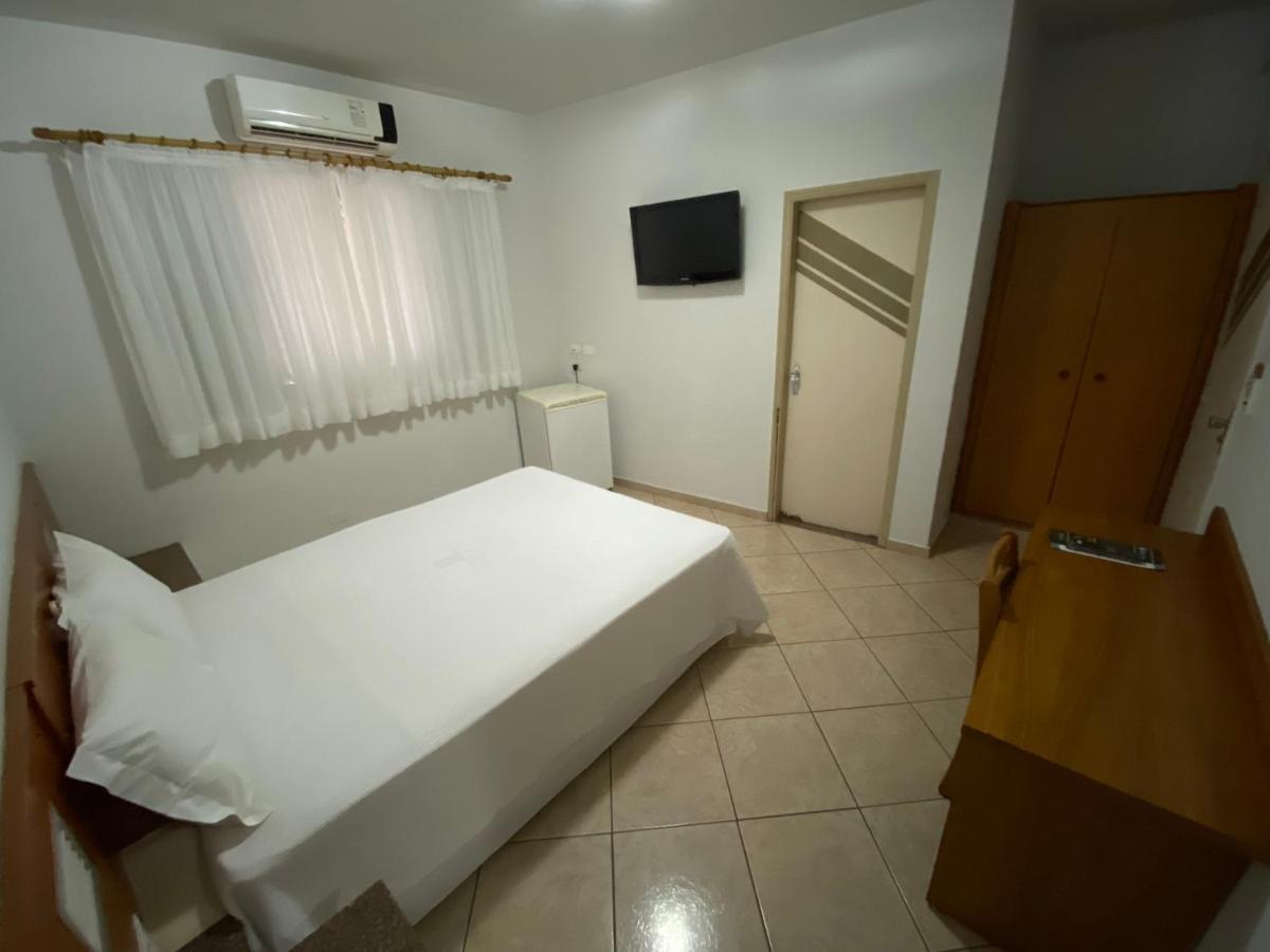 Onix Hotel Assis Exterior photo