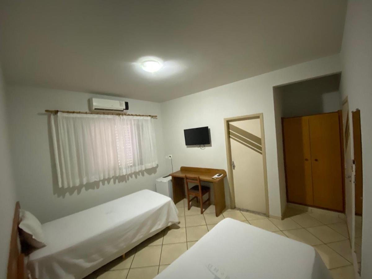 Onix Hotel Assis Exterior photo