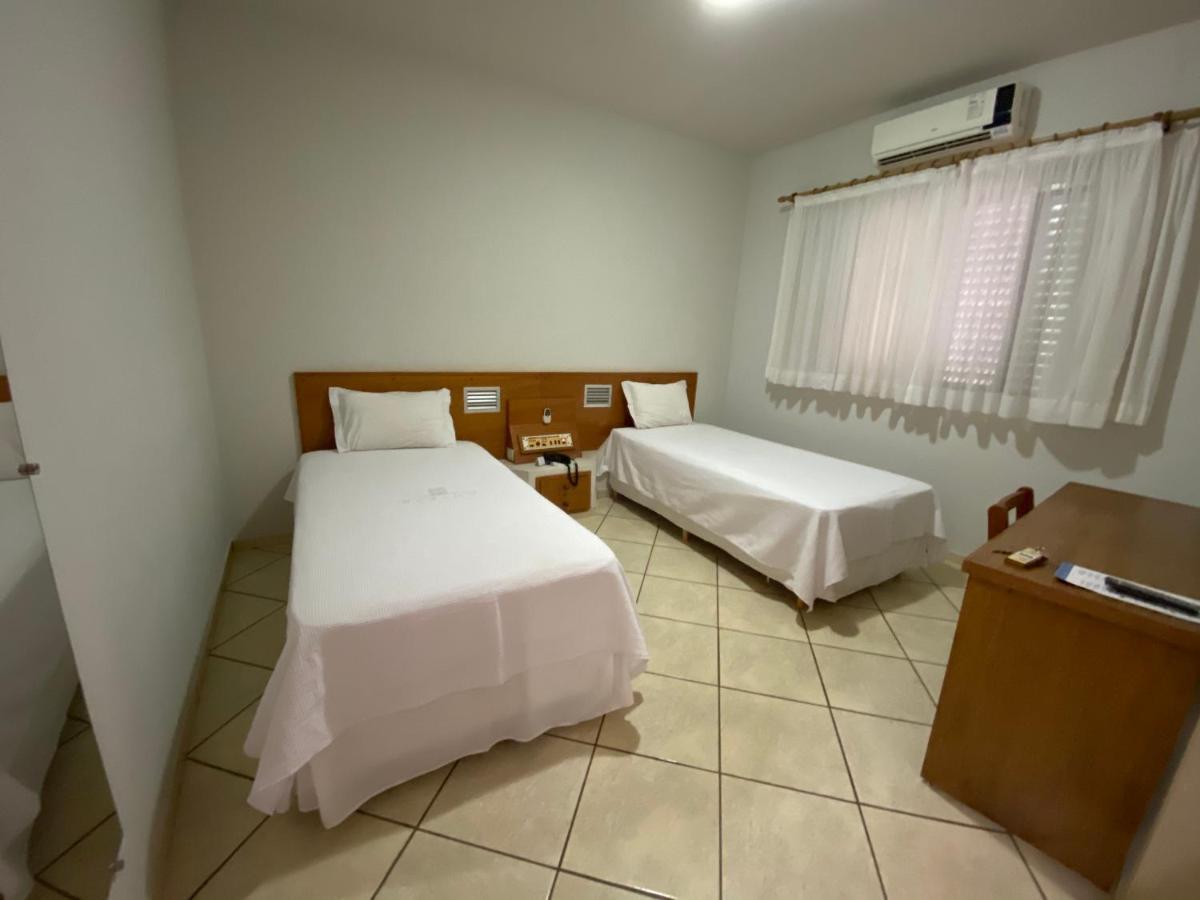 Onix Hotel Assis Exterior photo