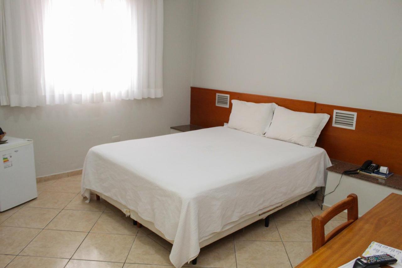 Onix Hotel Assis Exterior photo