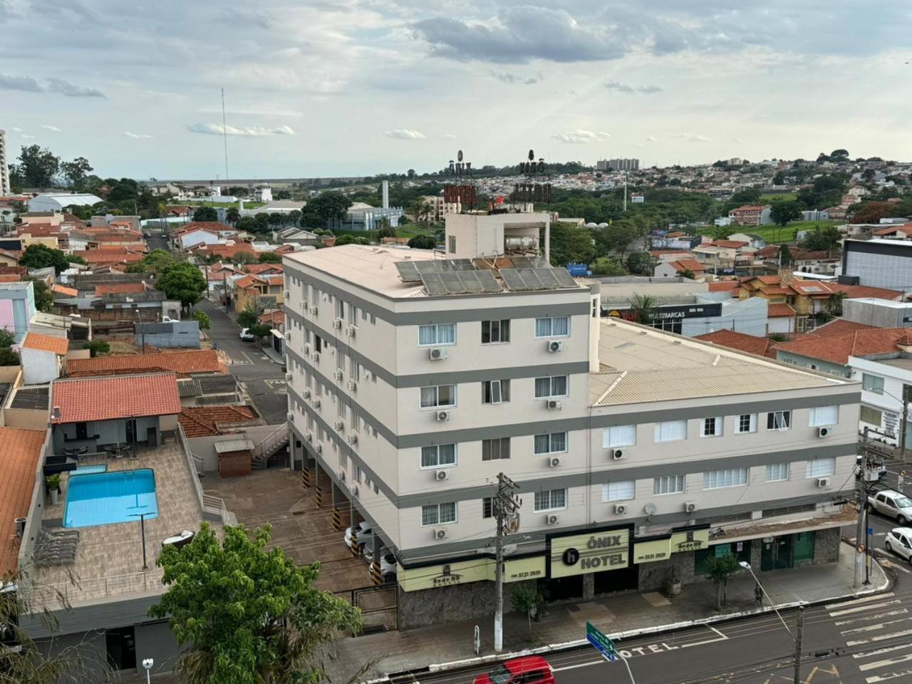 Onix Hotel Assis Exterior photo