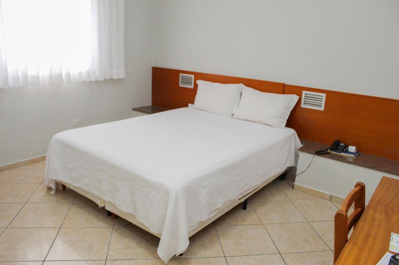 Onix Hotel Assis Exterior photo